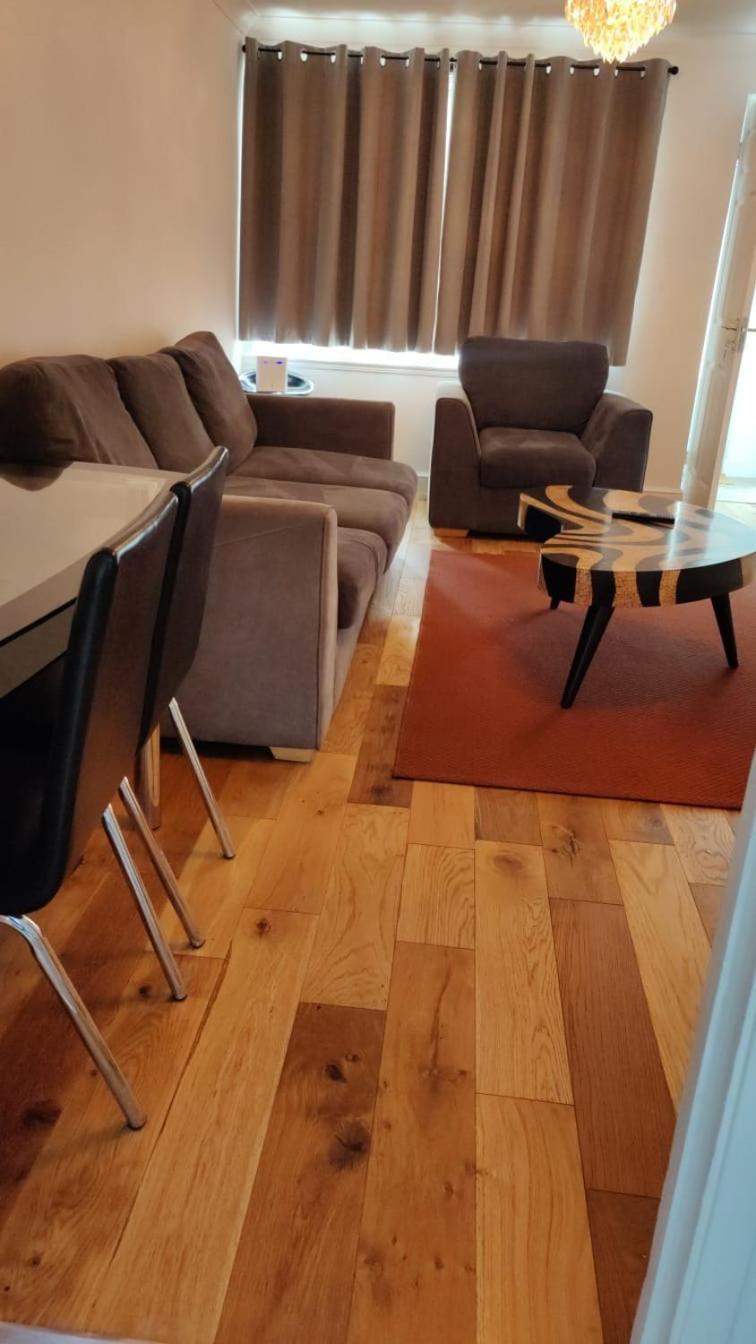 2 Bed Solihull Near Nec Airport, Jlr, Resort Wrld Eksteriør bilde